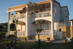 Villa Carrington Апартамент 2 – Apartman 2 фото 1