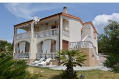 Villa Carrington Апартамент 3 – Apartman 3 фото 1