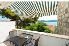 Villa Ratac Beach апартаменты Номер 6 – Family rm. фото 1