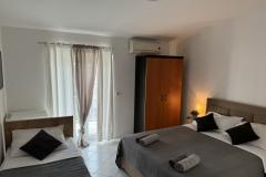 апартаменты Blažic Vodice  Номер 6 – Soba 8 фото 1