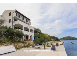 Adria Maja апартаменты Peljesac