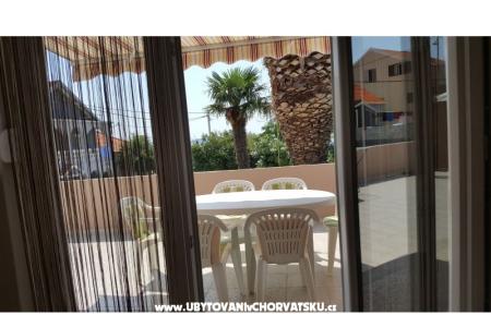 APARTMAN PAULINA/BIBINJE:4+2/STUDIO фото 5