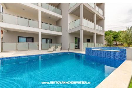 Villa Stella with Pool Карлобаг Хорватия