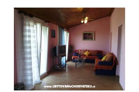 Villa Sиra - apartmani s  bazenom фото 5