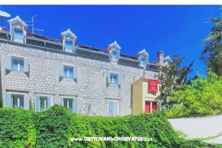 Villa Šoulavy by the beach Каштела Хорватия