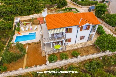 апартаменты Vila Nena с бассейном фото 2