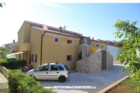 апартамент Oliva D1 с бассейном фото 4