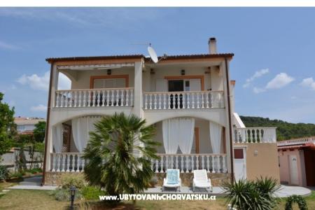 Villa Carrington Новалья - Паг Хорватия