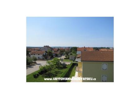 Maena Appartments Новиград Хорватия