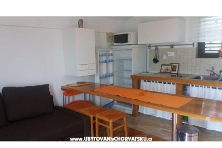 апартаменты Skrivena  фото 3