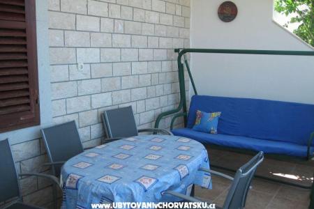 Brstilo apartmani Omiš фото 2