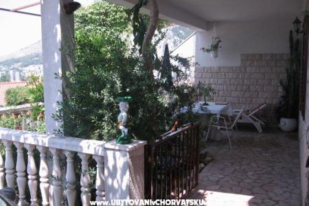 Brstilo apartmani Omiš фото 5