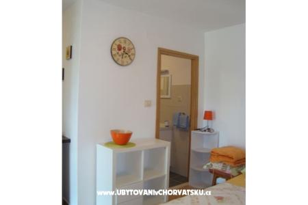 Studio apartman Dinka фото 4