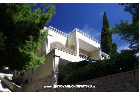 Villa Lubin Омиш Хорватия