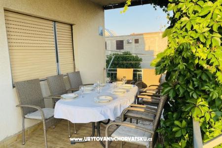 Villa Ana , one min walk to beach фото 2