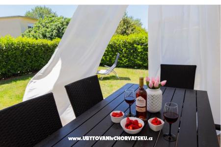 апартамент lux with garden фото 2
