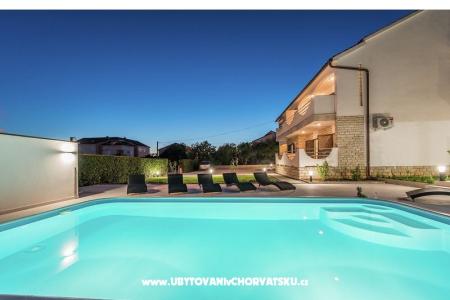 Villa Marivel Привлака Хорватия
