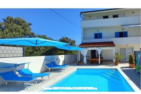 Villa Bianca - swimming pool Привлака Хорватия