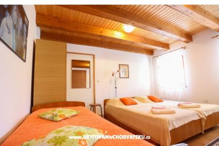 Štinjan apartmani Elda фото 2