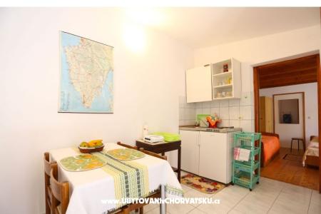 Štinjan apartmani Elda фото 4