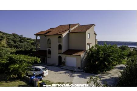 APARTMANI DEBELIĆ фото 3