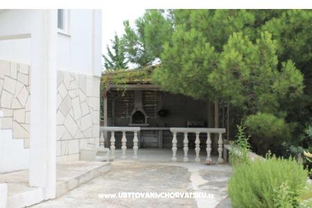 Villa Ivona фото 3
