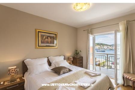 Flores Luxury Suites фото 2