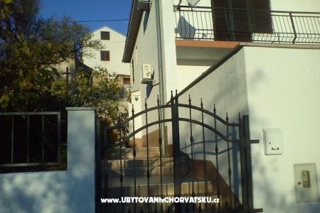 Apatmani Sučić фото 3
