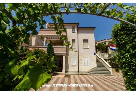 апартамент Zaboric Terrace фото 2