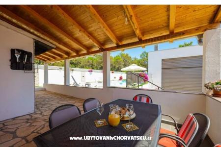 апартамент ANAI with private  pool фото 4