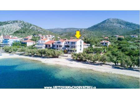 Villa Rozana-wellness apartments Трогир Хорватия