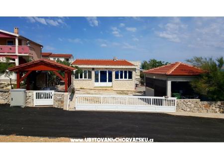 apart. Zadro first house by the sea остров Вир Хорватия