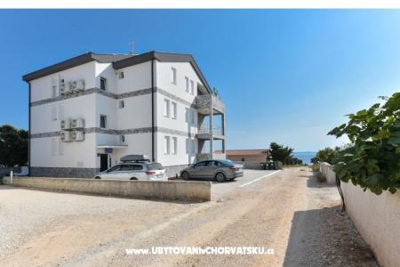 Crowonder Luxury Vir фото 3