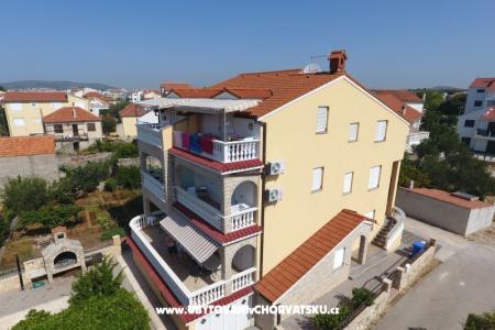 апартаменты Zeko Vodice Хорватия