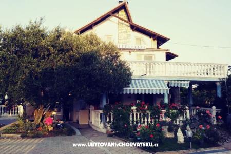 Vila Kartal Vodice Хорватия