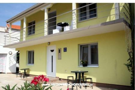 Vila Sara Vodice Хорватия