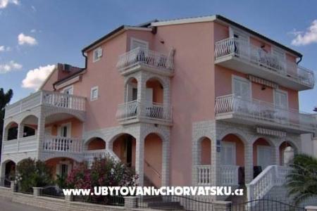 Vila Tonimir Vodice Хорватия