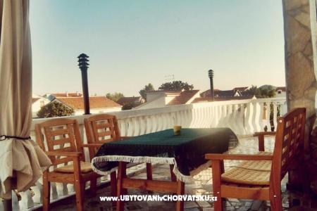 Villa Dolmar фото 2