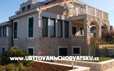 апартамент Lucija – Проживание Бетина, Хорватия