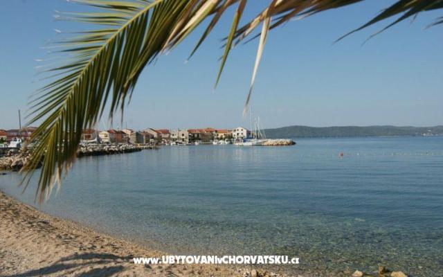 дом for relax by the Sea – Проживание Бибинье, Хорватия