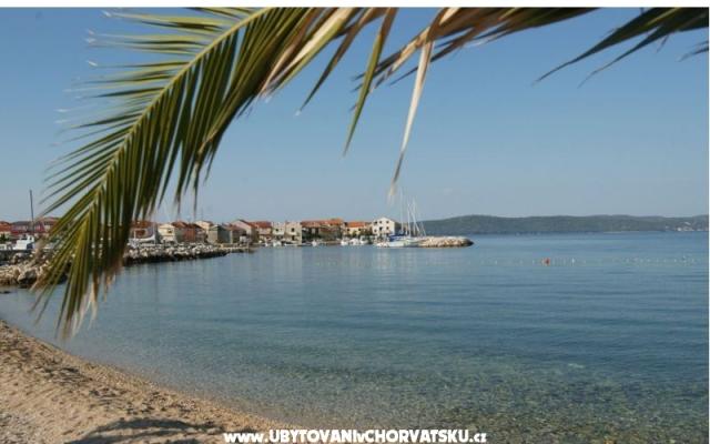 Lovely Place by the Sea – Проживание Бибинье, Хорватия