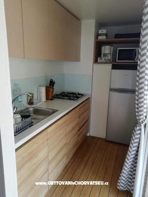Mobilna kućica – Проживание Биоград на Мору, Хорватия