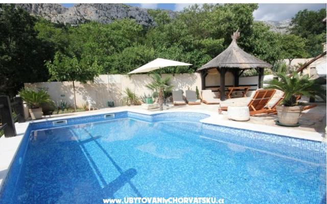 Stone Brela- swimming pool, grill – Проживание Брела, Хорватия