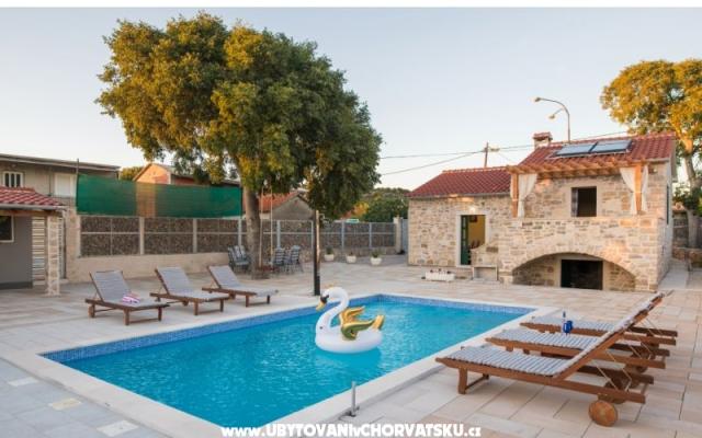 Villa Rozara – Проживание Примоштен, Хорватия