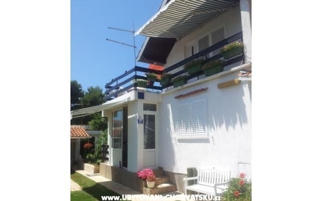 Anna Maria apartman – Проживание Привлака, Хорватия