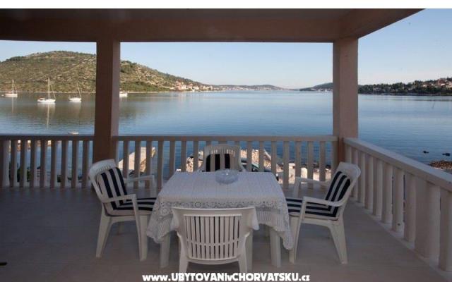 Beach apartments Rogoznica – Проживание Рогозница, Хорватия