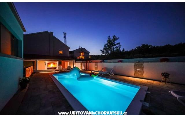 апартамент ANAI with private  pool – Проживание Сукошан, Хорватия