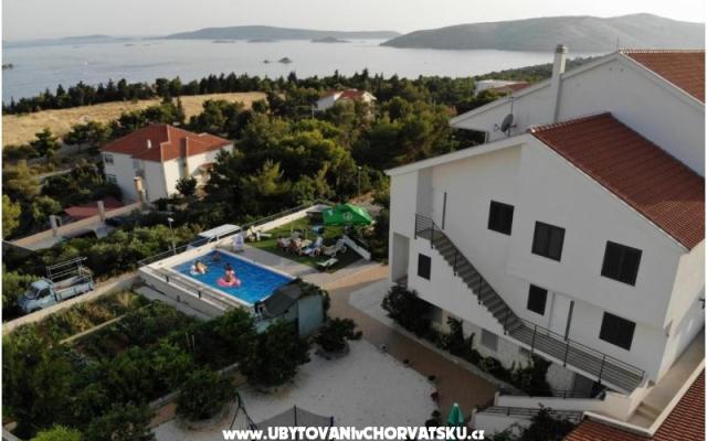 Villa Confido Luxury апартамент 01 – Проживание Трогир, Хорватия