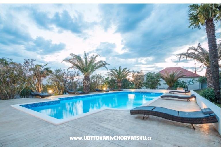  Villa Mediterano Bibinje + pool – фото 12