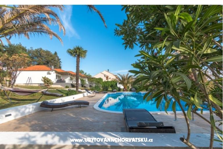  Villa Mediterano Bibinje + pool – фото 15